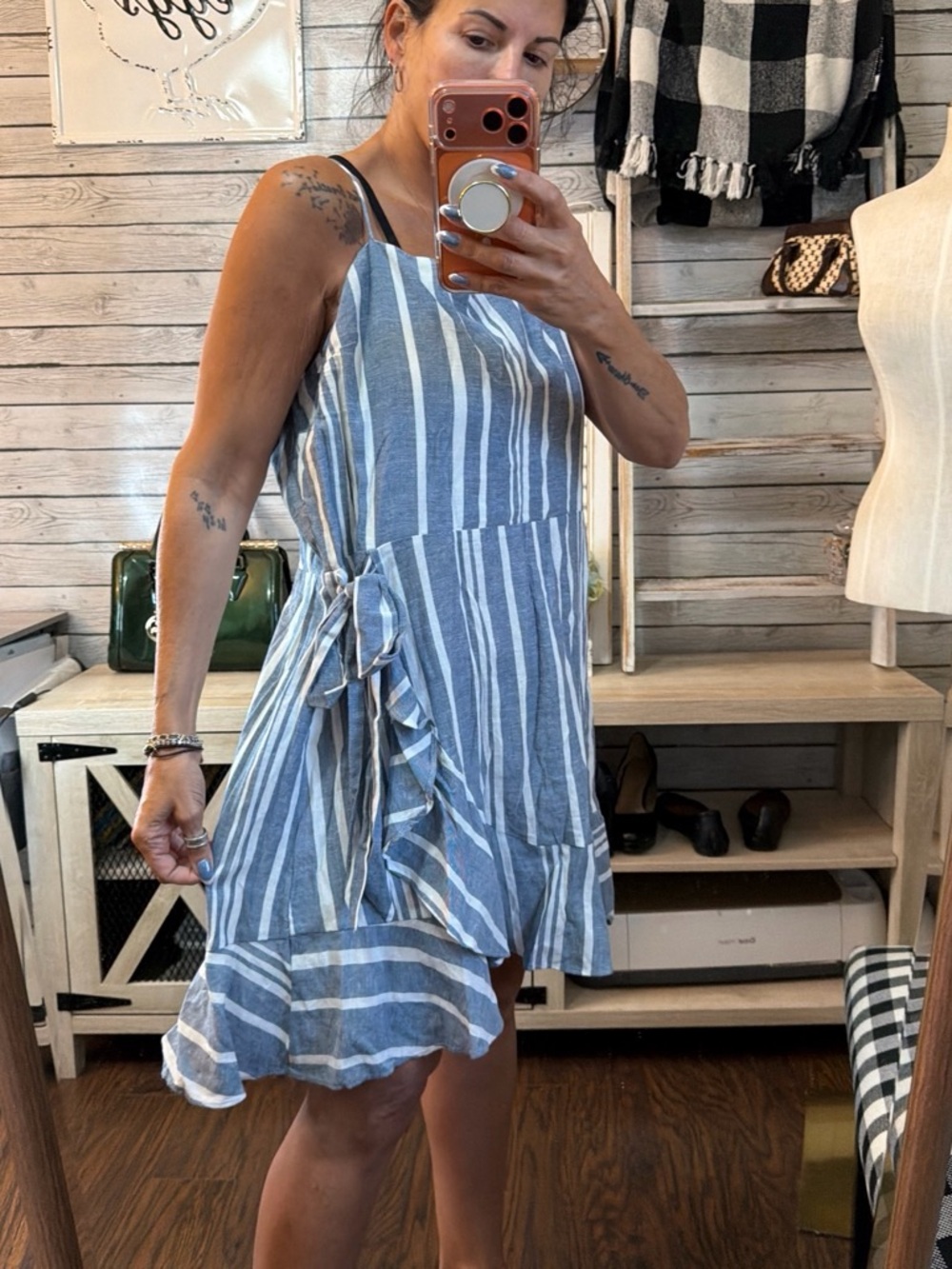 Express cotton linen adjustable  dress 
Blue & White